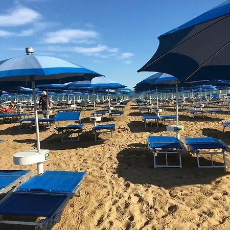 Mare Live Hotel 3*